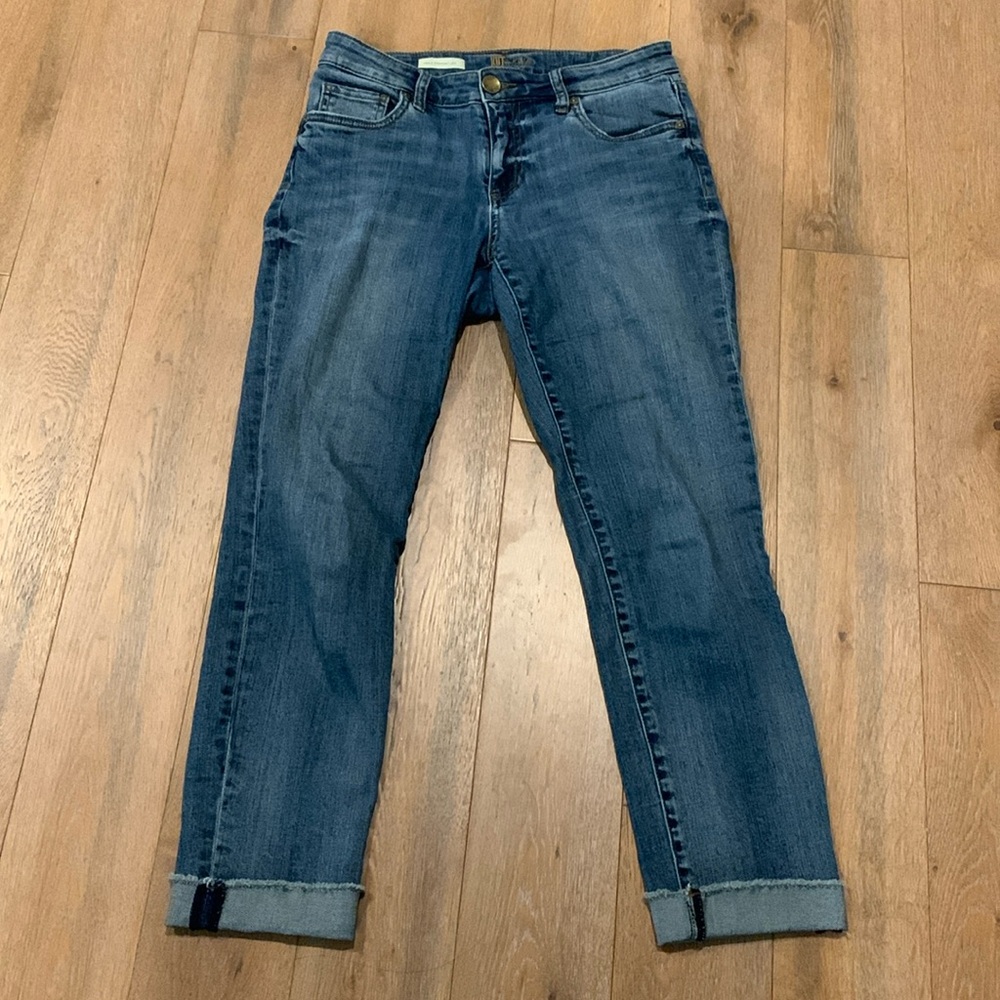 Kut from the Kloth ankle straight leg jeans